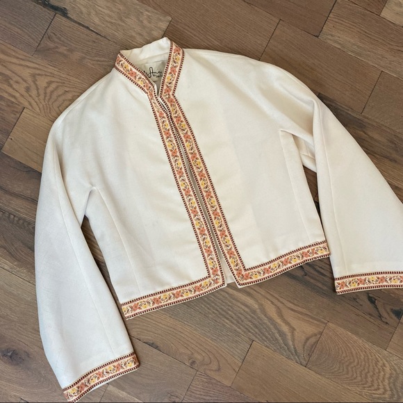 Lilli Ann Paris Women’s Embroidered Vintage Blazer Size Medium - Picture 1 of 10